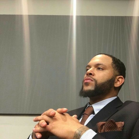 Meet your Posher, Chris - Picture 1 of 1